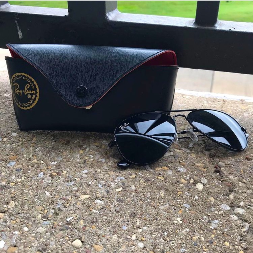 Rayban Black Aviator Sunglasses